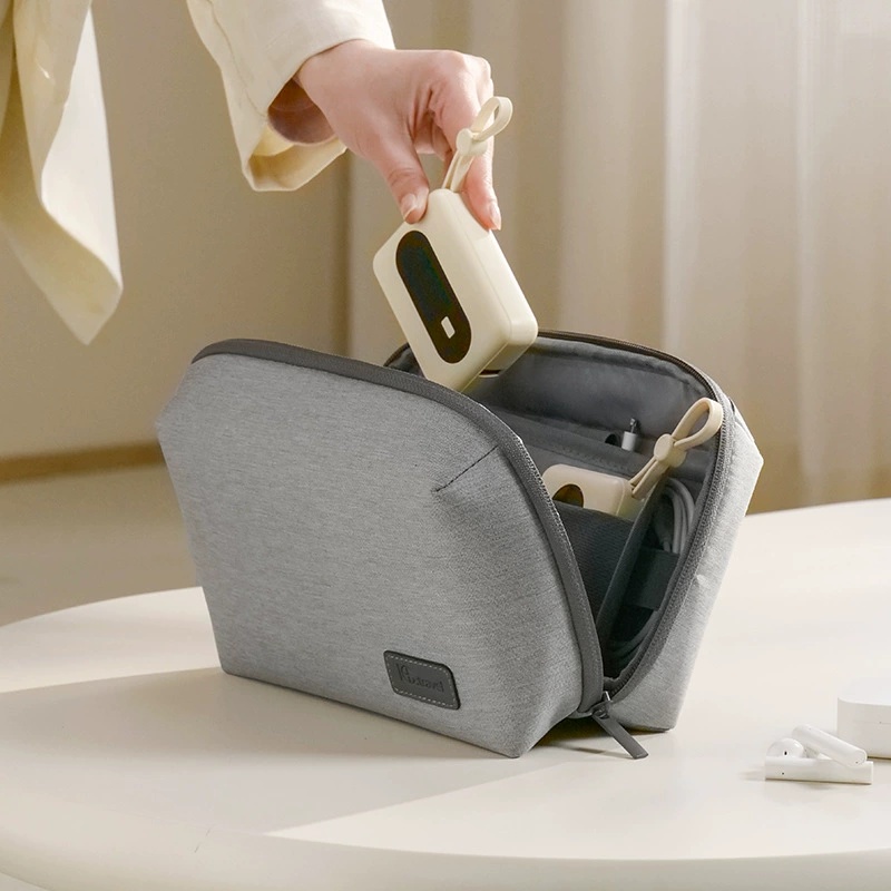 Tech Accessories Travel Organizer Pouch - Organizer na elektronikę, wodoodporna torba podróżna,